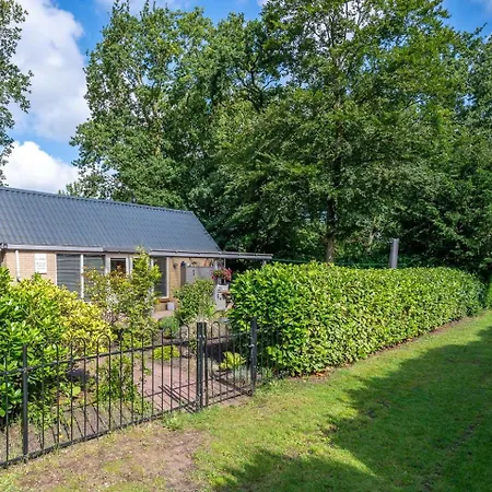 بيت للعطل Landhuisje 31 'de Akkersteen' Bospark Ijsselheide Zwolle *
