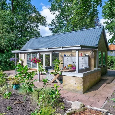 Landhuisje 31 'de Akkersteen' Bospark Ijsselheide Zwolle * Hattemerbroek